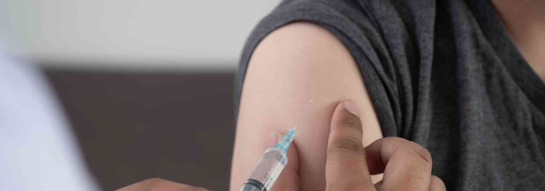 nhs travel vaccinations uk