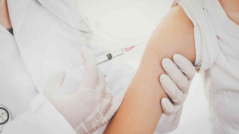 How Long Does the Vaccine for Hepatitis A Last? – Travel Advice Swindon